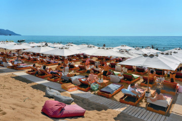 Private Shore Excursion: Glyfada Beach Tour &  Corfu Town