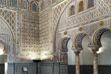Alcazar Tour (Ticket NOT Included)