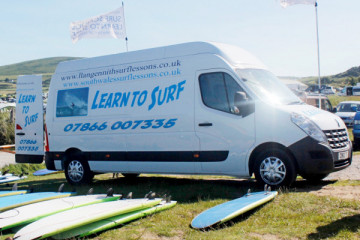 HALF DAY SURF SESSION