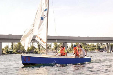 Pirat Sailboat Rental