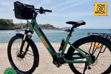 Electric touring bikes rental