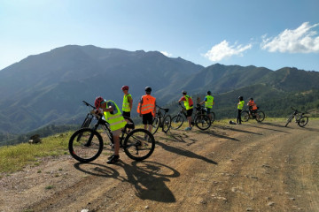 Electric mountain bike tour in National Park PRIVATE GROUP