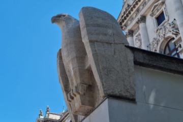 The Rise of Young Hitler and WW2 - Private Walking tour