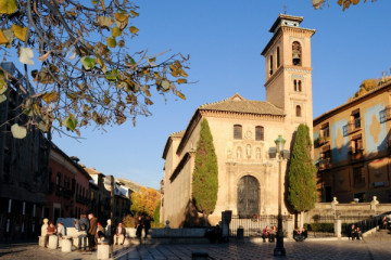 Granada Essential Free Tour: Historic Center and Bajo Albayzín