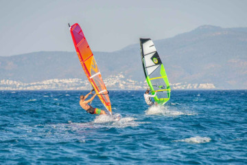 Nacra 570, catamaran sailing kos