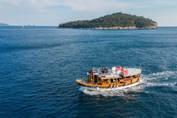Three Islands Cruise - From Albatros