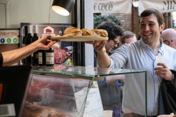 Rome: Eat Like a Roman Ghetto & Campo de' Fiori Tour