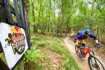 BACKCOUNTRY CASTELVECCHIO: THE HERITAGE TOUR