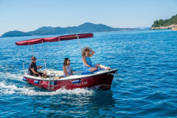 Small boat rent