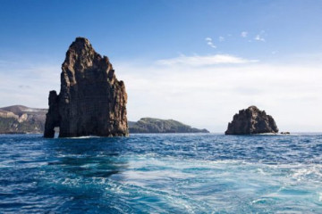 3 Days – Aeolian Islands by Sailboat or Catamaran