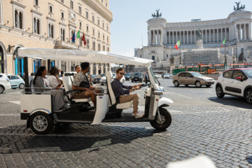 3-HOUR PRIVATE TUK-TUK TOUR WITH HOTEL PICKUP