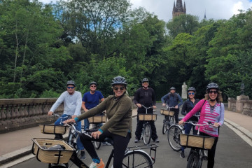 We'll take some time to take a photo with your group which you can keep for your memories.  This spot is in Kelvingrove Park on one of our favourite bridges
