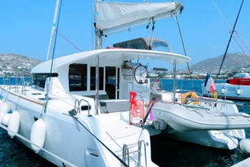 N°97 Maddalena in catamaran (NPremium & Luxury)