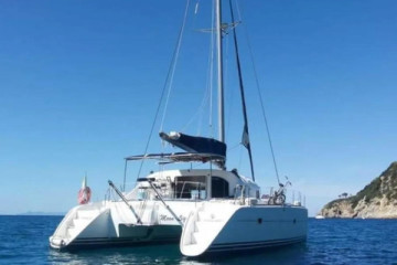 N°69 Maddalena by catamaran from Cannigione (Confort2)