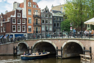Amsterdam: Cultural Inner City Tour in Italian