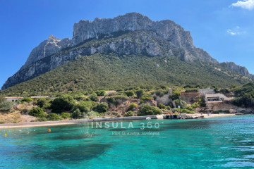 PRIVATE Tour by dinghy in the Protected Marine Area of Tavolara