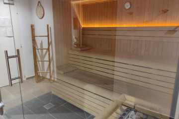 1-hour SPA access with your choice of a 20-minute scrub or massage