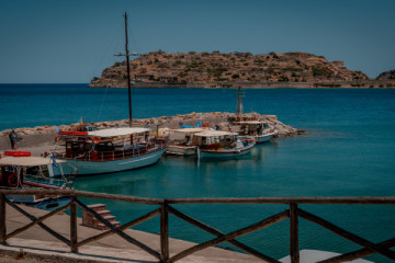 Agios Nikolaos, Plaka, Spinalonga