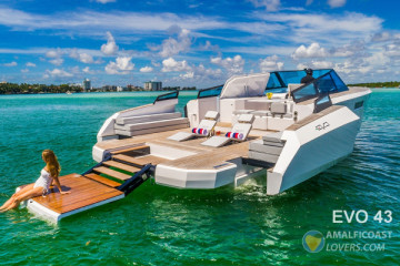 EVO 43 Yacht Rental with Skipper from Naples

