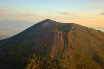 Trip to Vesuvius from Naples