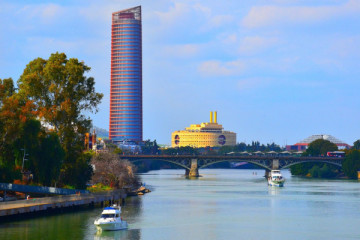 Cruise through Seville