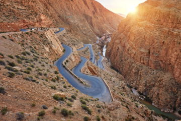 MOROCCO: 4x4000 TREKKING + DESERT