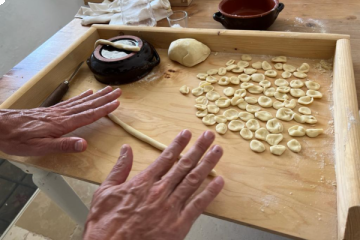 e-bike tour in Alberobello and orecchiette cooking class