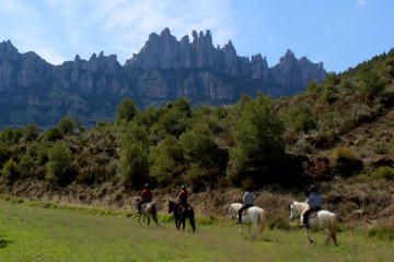 PRIVATE TOUR - Montserrat Walk and Horse Ride Tour From Barcelona