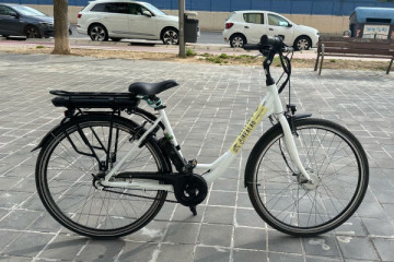 Rent an e-bike in Sport shop