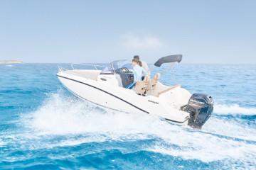 6m Quicksilver 605 Rental in Rovinj – Skipper Optional