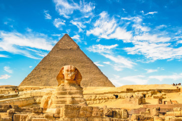 Giza Pyramids, Egyptian Museum & Khan El Khalili Tour