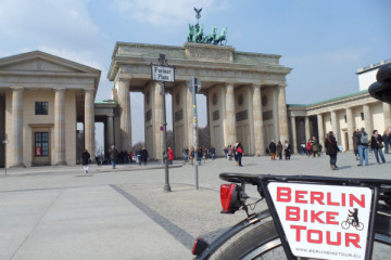Berlin: Private Highlights Walking Tour