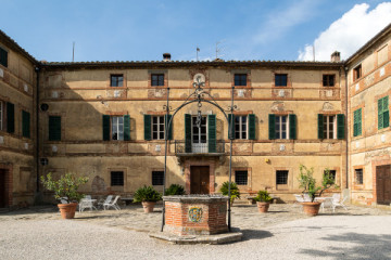 The count's memories – Aged and supertuscan wine tasting