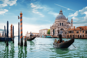 Excursion by train to Venice and Verona from Milan