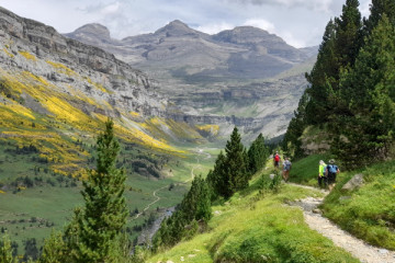5 Days Hiking in Ordesa Valley, Pyrenees