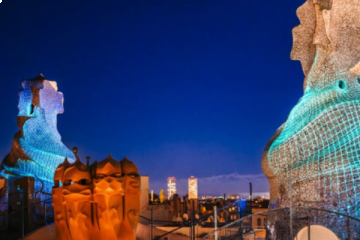 Night Guided Tour and Show at La Pedrera - Casa Milà