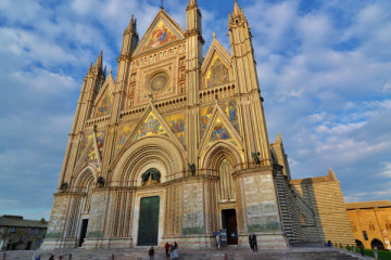 Orvieto&Civita di Bagnoregio:The Dying City Tour from Port