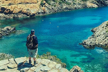 PRIVATE TOUR - Costa Brava Scenic Hike & Medieval Village Culinary Experience