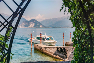 Hop-on Hop-off Boat Tour from Stresa to Isola Madre (Round Trip)