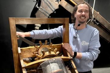 GUIDED TOUR OF THE MUSEUM