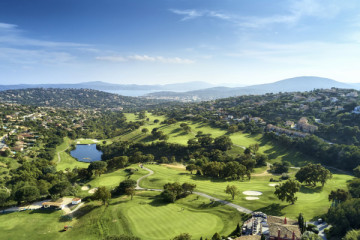 18-hole green fee