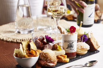 Tea Time around wine WITH or WITOUT Immersive cellar visit and tasting