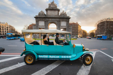 Electric Tuk Tuk Tour of Madrid (ES + ENG)