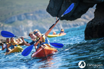 Sesimbra: Arrábida Natural Park Guided Kayaking Tour