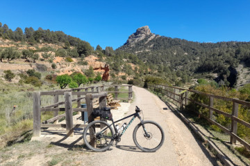 Cycling the Val de Zafán Greenway