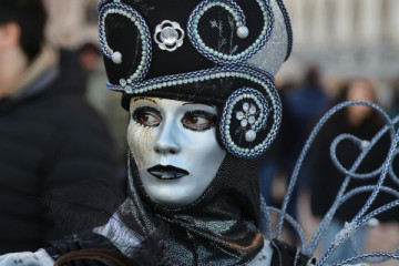 Venice: MASK MAKING WORKSHOP
