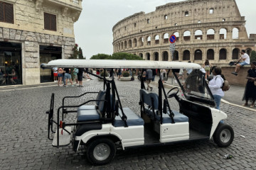 Rome Family Golf Cart Tour: All-in-One Experience