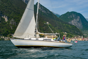 Alpa Group sailing trip: shared excursion among the autumn and spring colors