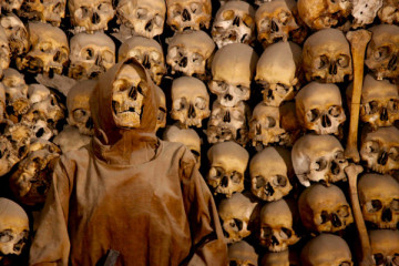 The Skeleton Drive: Rome’s Bone-Chilling Topolino Tour