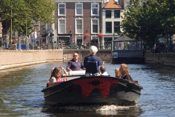 Private boat tour